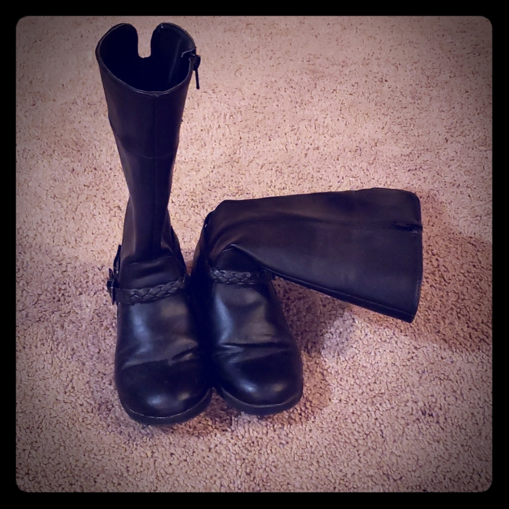 Black kids boots